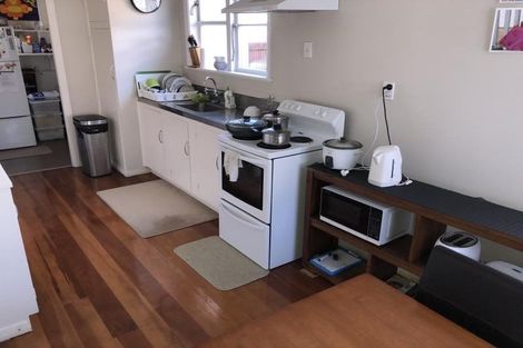 Photo of property in 29 Newcombe Street, Naenae, Lower Hutt, 5011