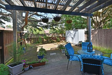 Photo of property in 2/17 Oakland Avenue, Papatoetoe, Auckland, 2025