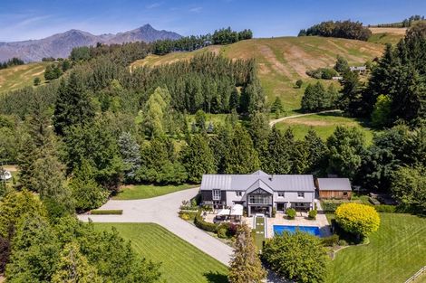 Photo of property in 508 Malaghans Road, Speargrass Flat, Queenstown, 9371