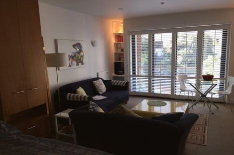 Photo of property in Latitude 37 East Apartments, 1k/20 Pakenham Street East, Auckland Central, Auckland, 1010