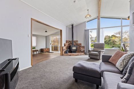 Photo of property in 25 Konini Street, Inglewood, 4330