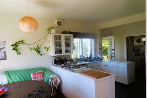 Photo of property in 6 Thorby Street, Northland, Wellington, 6012