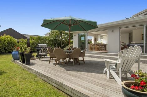Photo of property in 6 Terrace Avenue, Mount Maunganui, 3116