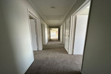 Photo of property in 1/59 Archibald Road, Kelston, Auckland, 0602