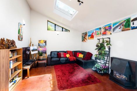 Photo of property in 13a Ferry Road, Days Bay, Lower Hutt, 5013