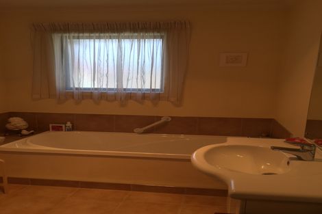 Photo of property in 22 Henderson Drive, Alexandra, 9320