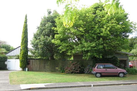 Photo of property in 32 Whirinaki Crescent, Heretaunga, Upper Hutt, 5018