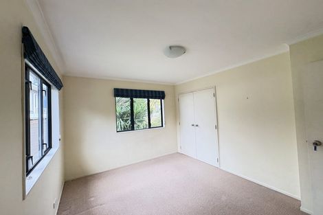 Photo of property in 30 Royal View Road, Te Atatu South, Auckland, 0610