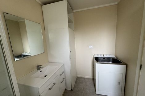 Photo of property in 9a Springs Road, Parakai, 0830