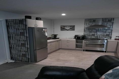 Photo of property in 75 Leaver Terrace, North New Brighton, Christchurch, 8083