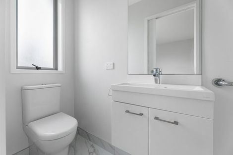 Photo of property in 7/51 Wharf Road, Te Atatu Peninsula, Auckland, 0610