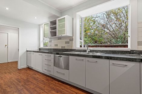 Photo of property in 112 Clyde Road, Ilam, Christchurch, 8041