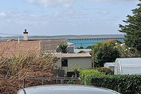 Photo of property in 50 Onslow Street, Bluff, 9814