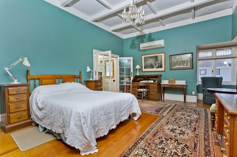 Photo of property in 63 Princes Street, Northcote Point, Auckland, 0627