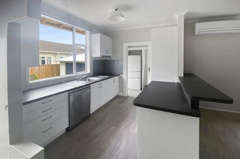 Photo of property in 4 Mahoe Street, Eastbourne, Lower Hutt, 5013