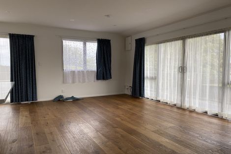 Photo of property in 103 Hutchinsons Road, Bucklands Beach, Auckland, 2014