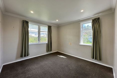 Photo of property in 23 Kereru Grove, Stokes Valley, Lower Hutt, 5019