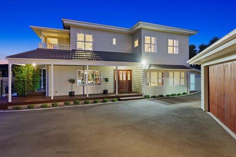 Photo of property in 30 Golf Road, Paraparaumu Beach, Paraparaumu, 5032