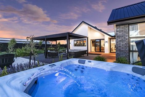 Photo of property in 42 Ridgeland Way, West Melton, 7618