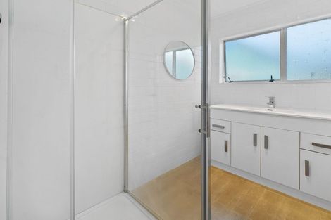 Photo of property in 20 Moore Crescent, Carterton, 5713