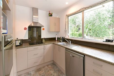 Photo of property in 622a Whangaparaoa Road, Stanmore Bay, Whangaparaoa, 0932