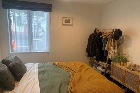 Photo of property in 7/15 Roxburgh Street, Mount Victoria, Wellington, 6011