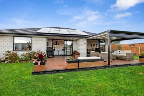 Photo of property in 11 Tangaroa Street, Waitara, 4320