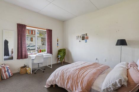 Photo of property in 66 Royal Terrace, Dunedin Central, Dunedin, 9016