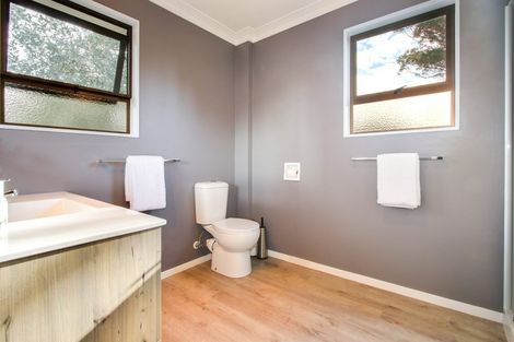 Photo of property in 4 Kopanga Road, Havelock North, 4130