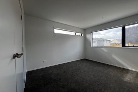 Photo of property in 1/21 Divich Avenue, Te Atatu South, Auckland, 0610