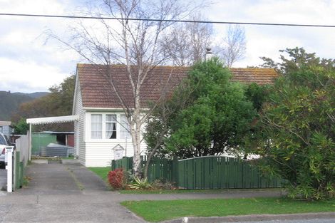 Photo of property in 46 Reynolds Street, Taita, Lower Hutt, 5011