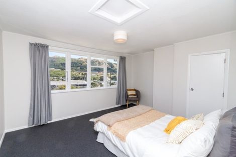 Photo of property in 25 Roberts Street, Tawa, Wellington, 5028