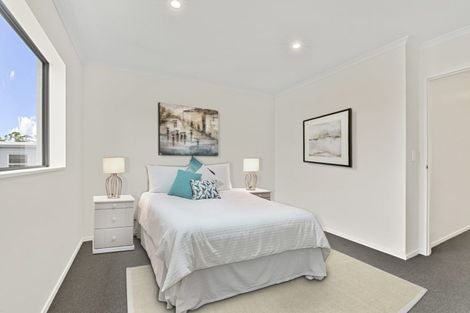 Photo of property in 46 William Wallbank Crescent, Swanson, Auckland, 0614