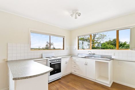 Photo of property in 39a Everard Avenue, Army Bay, Whangaparaoa, 0930