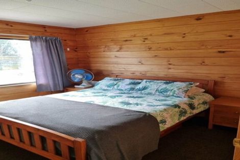 Photo of property in 19 Scott Avenue, Otaki Beach, Otaki, 5512