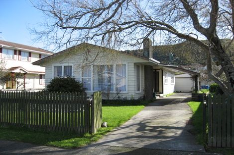 Photo of property in 13 Matthews Road, Wainuiomata, Lower Hutt, 5014