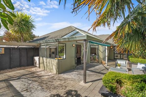 Photo of property in 2/155 Centaurus Road, Saint Martins, Christchurch, 8022