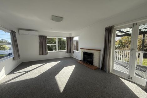 Photo of property in 34 Levesque Street, Birkdale, Auckland, 0626