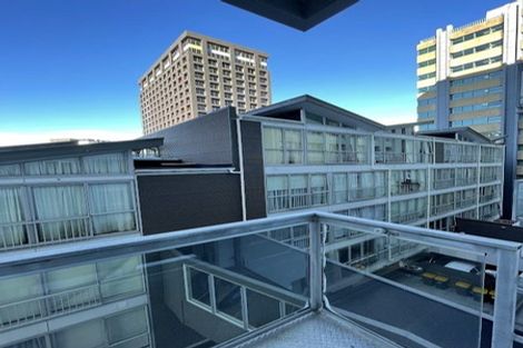 Photo of property in Terrace Heights Apartments, 5e/163 The Terrace, Wellington Central, Wellington, 6011