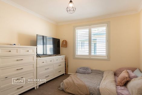 Photo of property in 31 Royal Street, Upper Hutt Central, Upper Hutt, 5018