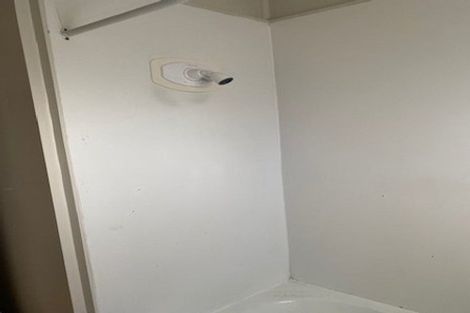 Photo of property in 24 Airdrie Road, Ranui, Auckland, 0612