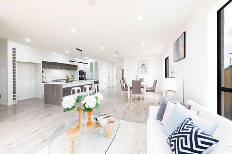 Photo of property in 42 Tir Conaill Avenue, Flat Bush, Auckland, 2019