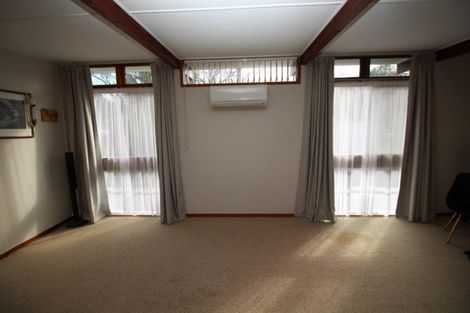 Photo of property in 12 Totara Street, Marton, 4710