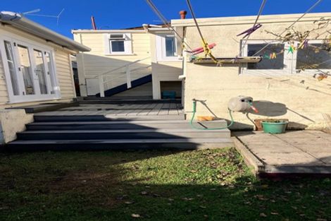 Photo of property in 7 Herald Terrace, Berhampore, Wellington, 6023