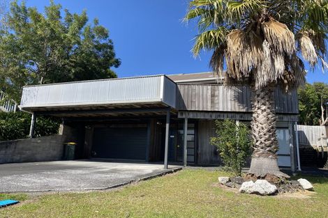 Photo of property in 7 Widmore Drive, Massey, Auckland, 0614