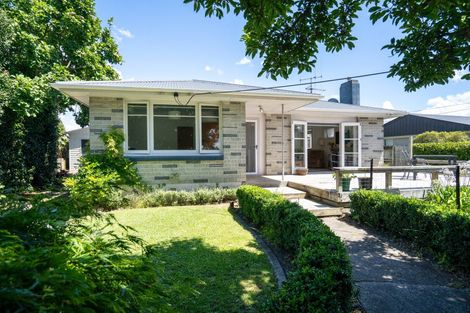 Photo of property in 4 Glover Street, Leamington, Cambridge, 3432