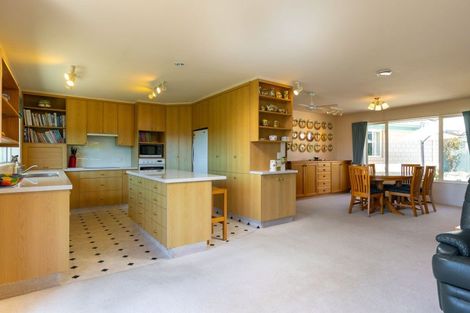 Photo of property in 34 Moana View Road, Waikawa, Picton, 7220