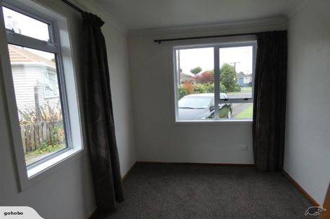 Photo of property in 16 Essex Street, Stratford, 4332