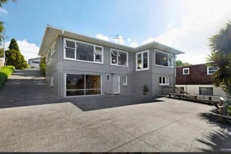 Photo of property in 88 Chivalry Road, Glenfield, Auckland, 0629