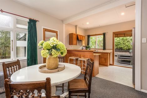 Photo of property in 16 Ford Road, Opawa, Christchurch, 8023